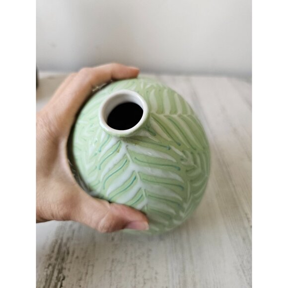 Crate & v barrel tavira Fern green blue spring home decor small white - Picture 6 of 7